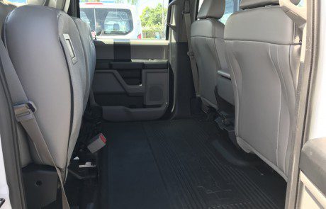 F-450 Crew Cab Dually Diesel 4X4-07